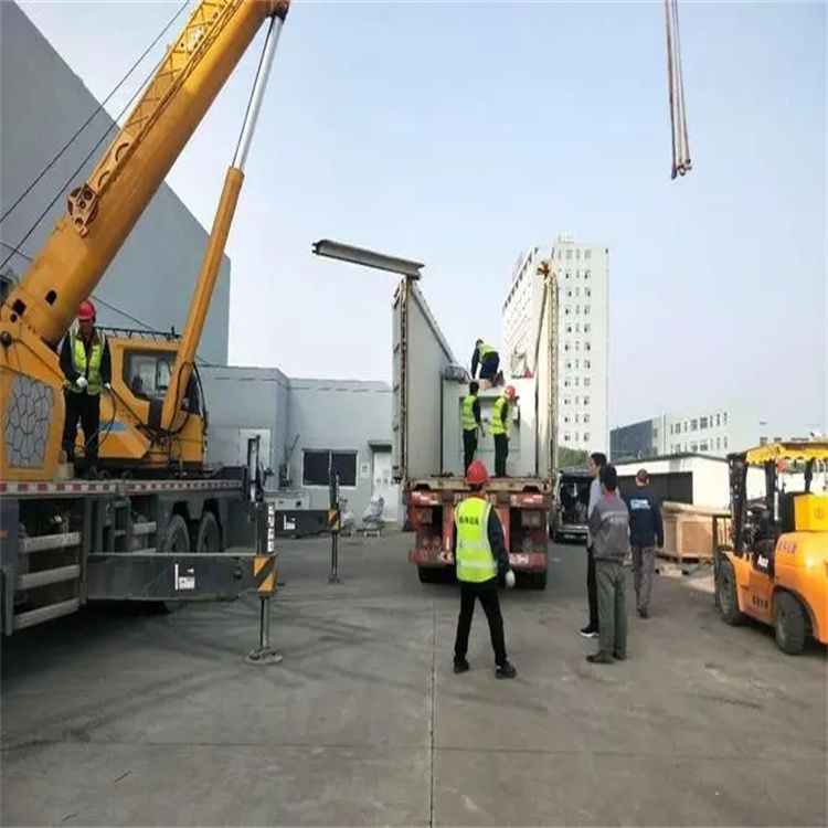 蒋湖农场如何找到附近的吊车救援服务